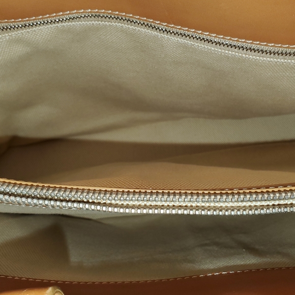 TODS Tote - Picture 6 of 11